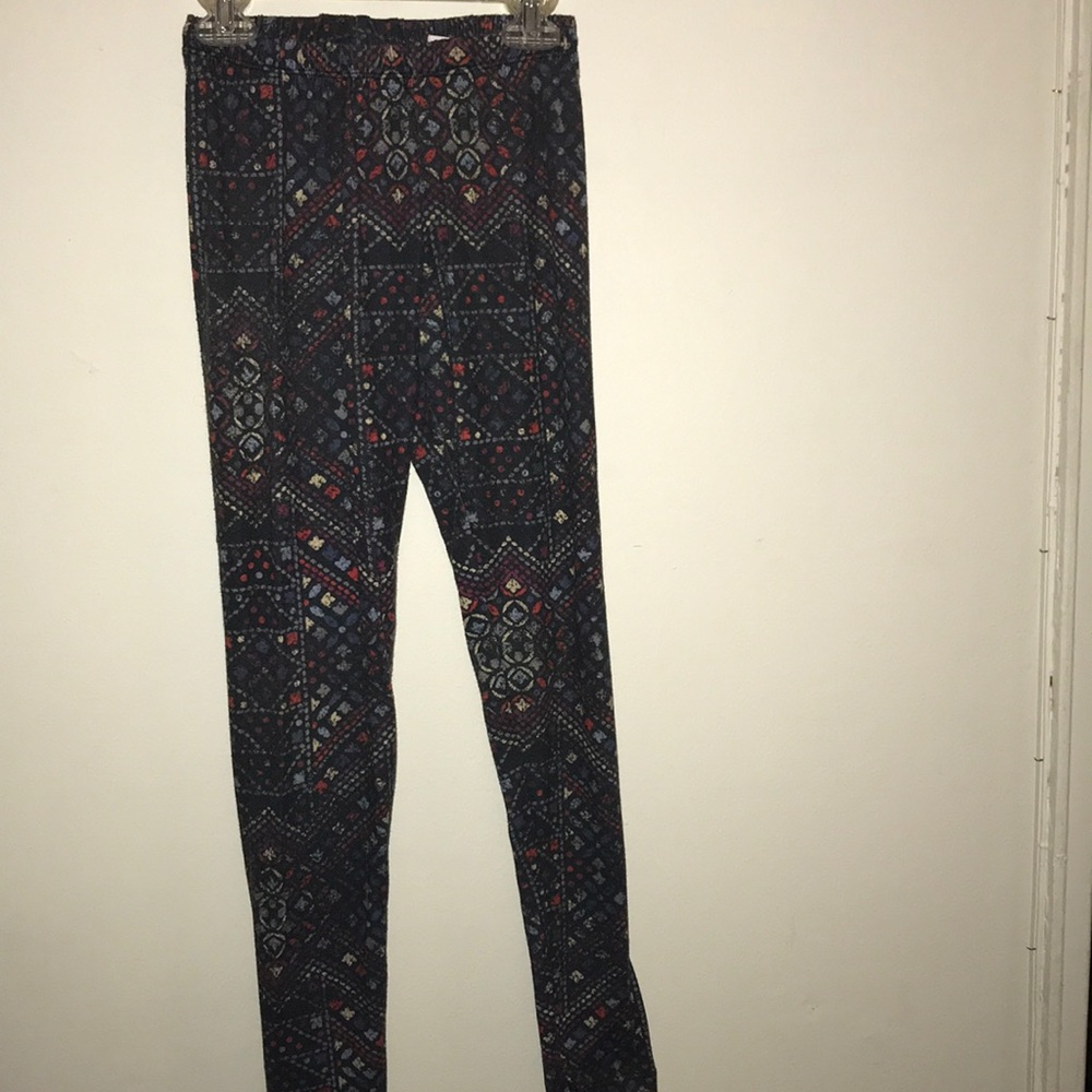 Patterned leggings